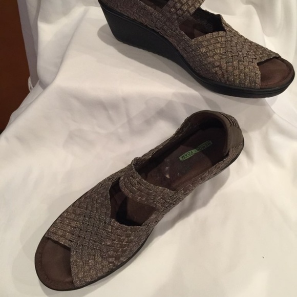 Wedges - Picture 2 of 5